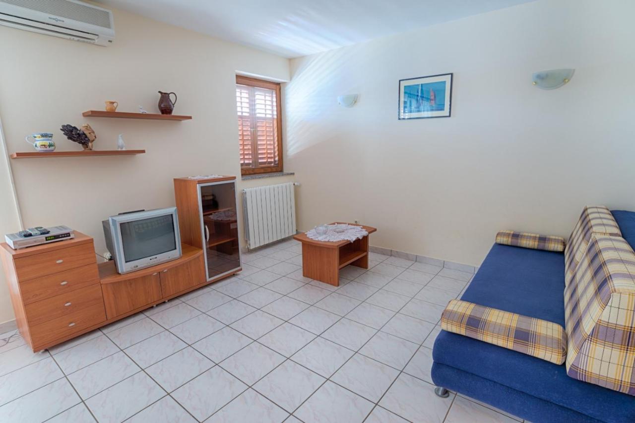 Arka Apartamento Stara Novalja Exterior foto