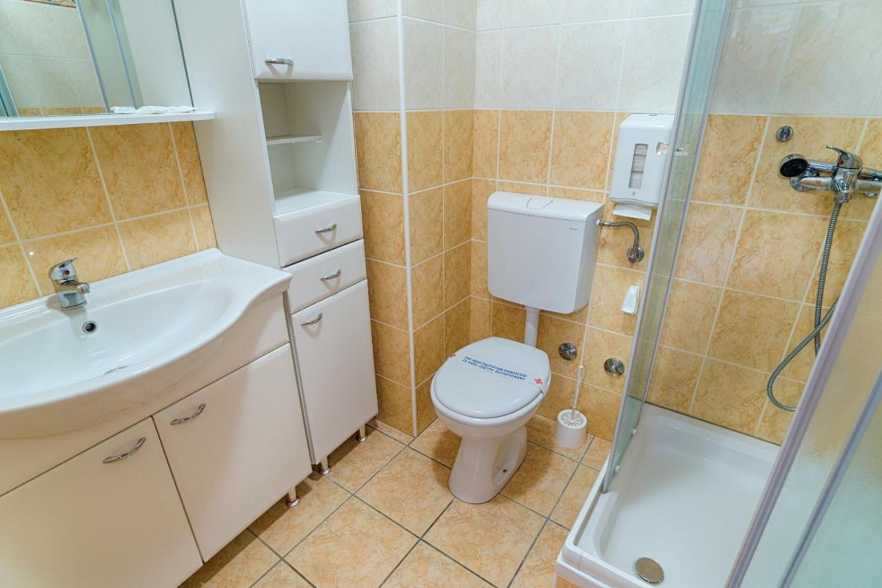 Arka Apartamento Stara Novalja Exterior foto