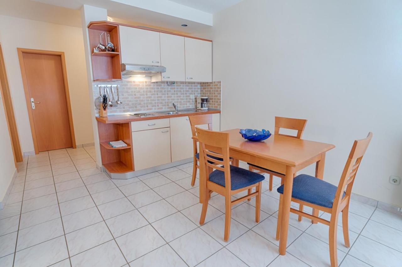 Arka Apartamento Stara Novalja Exterior foto