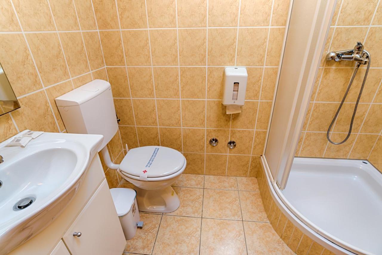 Arka Apartamento Stara Novalja Exterior foto
